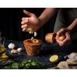 Natuurlijke Olijfhout Vijzel en Stamper Set - Knoflook Pers - Handgemaakt - 18x12 cm - Houten Kruidenmolen - Noten Vermaler Kom - Keuken Accessoires met Kruidenmalers