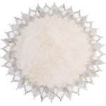 Allecto Plus - Linnen Doily 28 x 28 inch beige tafelkleed met kanten rand - salontafel topper - tafeldecoratie - eetkamer & keuken - 70 x 70 cm - Trendy stoffen accessoire voor interieur styling