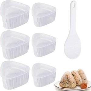 6-Piece Onigiri Triangle Mould - Non-stick Sushi Triangle Mould met 1 Rice Spoon - DIY Keuken Accessoire (3 Large 3 Small)