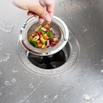 Allecto Plus - Set van 2 roestvrijstalen gootsteenzeven met handvat - Anti-verstopping - Roestbestendig - 11 cm buiten/8 cm binnendiameter - Gemakkelijk schoon te maken - Keuken gootsteen accessoires