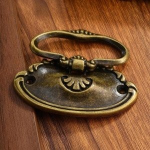 Allecto plus - Deurgrepen en ladeknoppen voor keukenkasten - Retro design - Set van 4 - Inclusief schroeven - Antiek brons - Keuken en huismeubilair accessoires