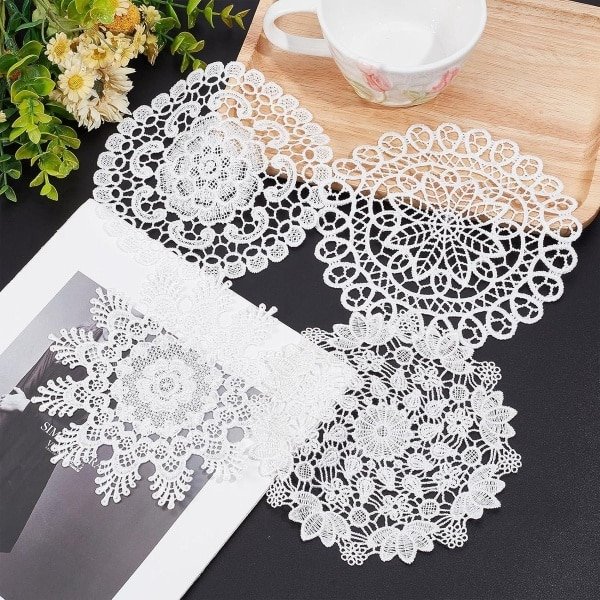 Allecto plus - Set van 8 witte gehaakte doilies - 15,5 cm - Handgemaakt - Keuken decoraties - Eetkamer accessoires - Feestdressoirs - Ronde tafellopers