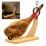 Cheqo® Spaanse Hamhouder - Geschikt voor 4 tot 9 KG - Grenen Hout en Metaal - Spaanse Ham Accessoires - Serrano Hamhouder - Hamhouder voor Keuken - Hamhouder voor Vlees - Hamhouder voor Paleta Curada