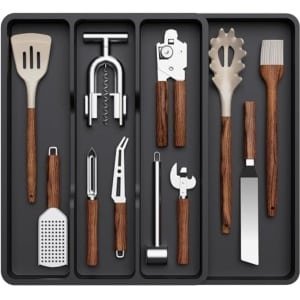 Keukengerei Lade Organizer, Uitbreidbaar Bestekbak voor Keuken, Verstelbaar Koken Zilverwerk Bestek Houder, Plastic Keuken Spatel Hulpmiddelen en Gadgets Opbergvak, 4 Vakken Zwart
