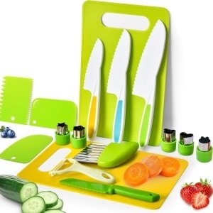 Keukengerei Set met - 13-delige messenset - Kindvriendelijke plastic keukenbenodigdheden - Geschikt voor jongens en meisjes vanaf 4 jaar- keuken- keuken accessoires (stijl C)