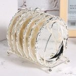 Ronte - Onderzetter Set Met Retro Metalen Ontwerp en Decoratief Rek voor Tafelbladbescherming - 6 Stuks - Antislip - Thuis, Bar, Keuken - Salontafel Accessoires - Wit - Europese Stijl