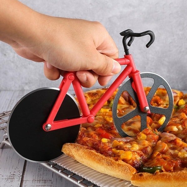 Pizza-Snijder Fiets - Keuken Gadget - Origineel Cadeau - Roestvrij Staal - Super Scherp Mes - Pizza Accessoire - Handig Hulpmiddel - Rood Model