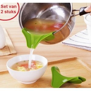 Schenktuit - 2 Stuks - Afgiethulp - Trechter - Keukengerei - Keuken Accessoires - Afgietdeksel - Siliconen - Groen